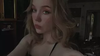 MeganMack's live cam